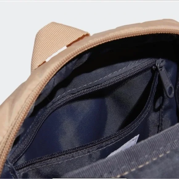 NEW Adidas Originals Puffer and Pouch Crossbody Bag - Picture 10 of 14